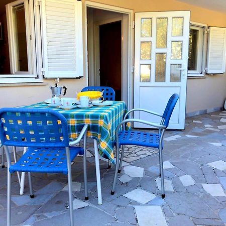 MiraMar Gardenn Apartmment Banjol Exterior foto